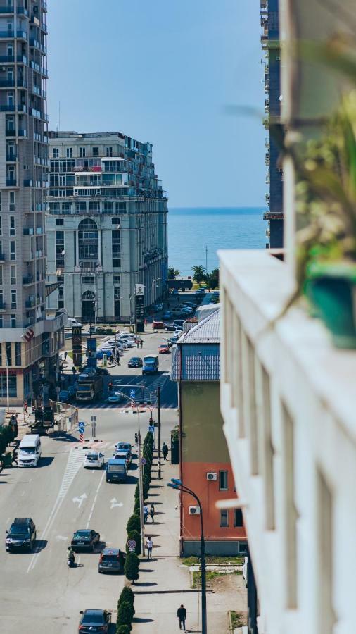 Apartment On Javakhishvili บาทูมิ ภายนอก รูปภาพ