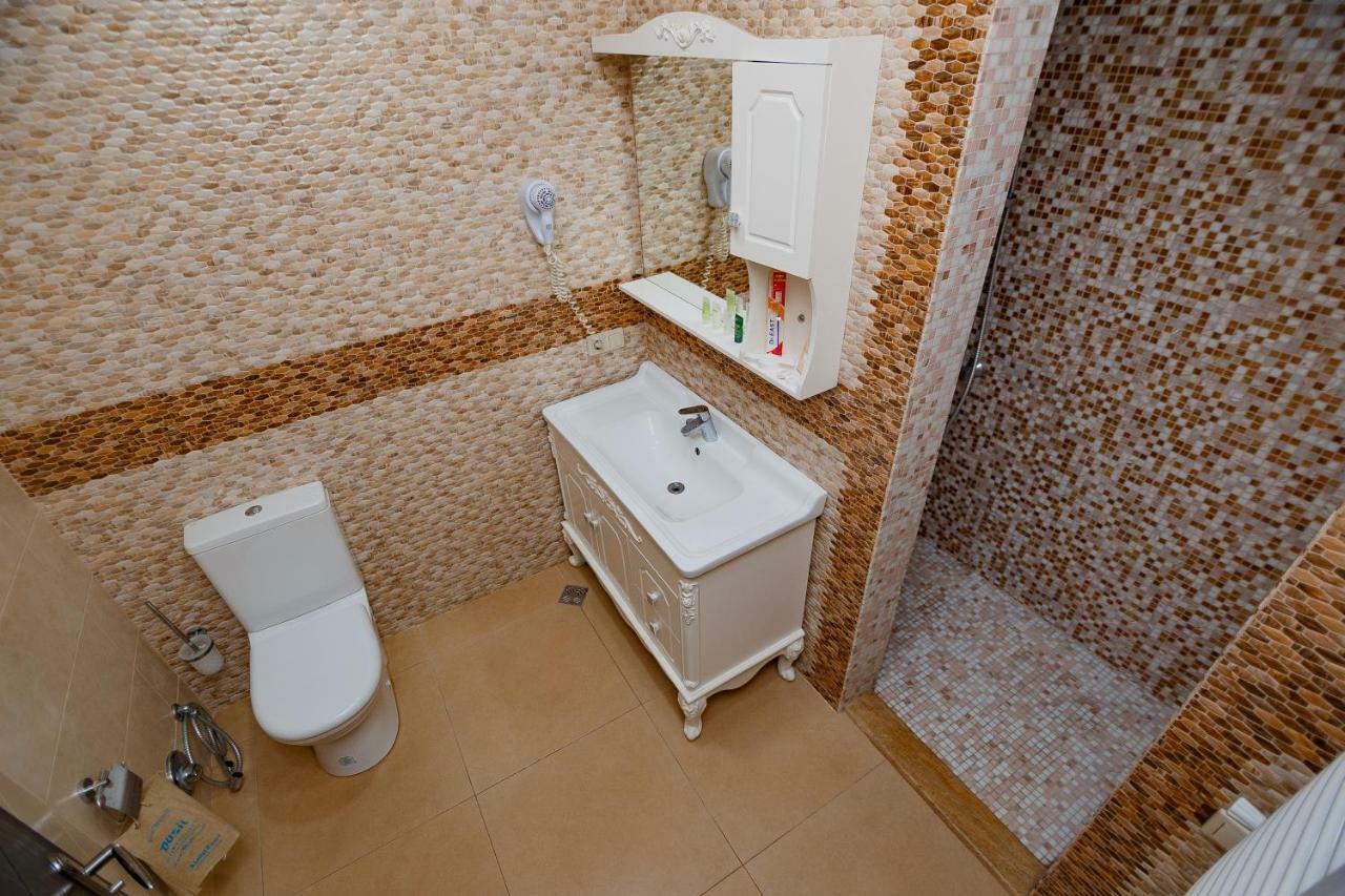 Apartment On Javakhishvili บาทูมิ ภายนอก รูปภาพ