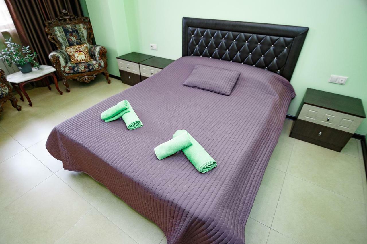 Apartment On Javakhishvili บาทูมิ ภายนอก รูปภาพ