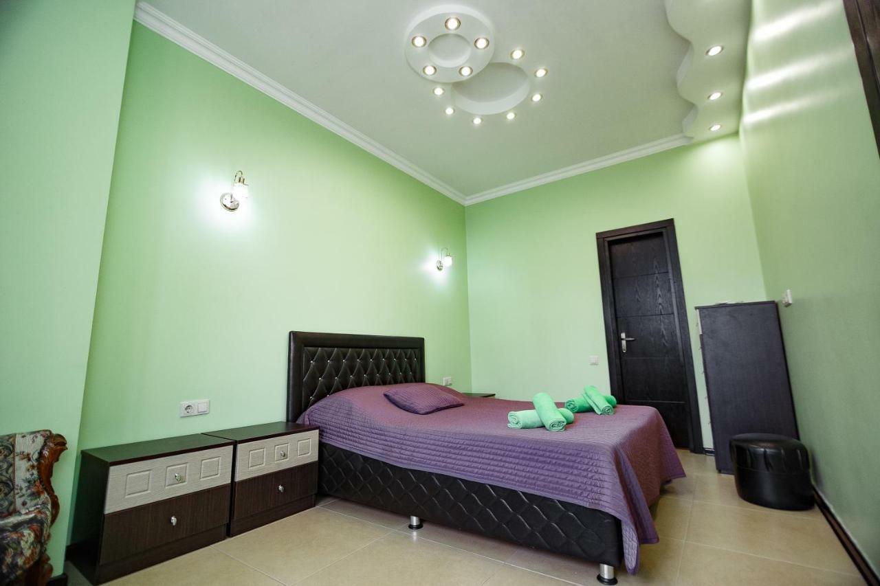 Apartment On Javakhishvili บาทูมิ ภายนอก รูปภาพ